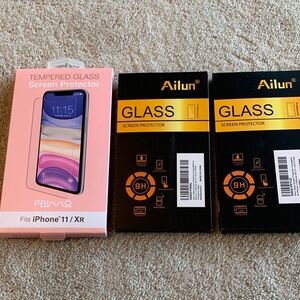 iPhone 11/XR set 6 glass screen protectors NWT